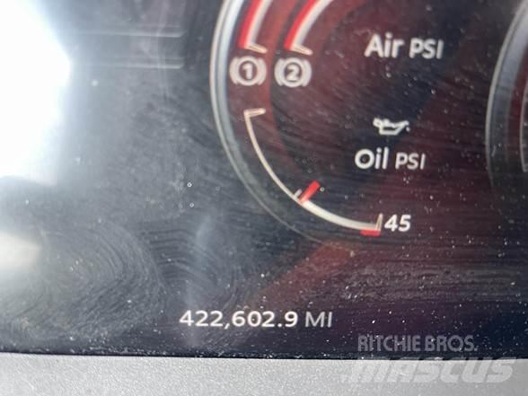 Peterbilt 579 Prime Movers