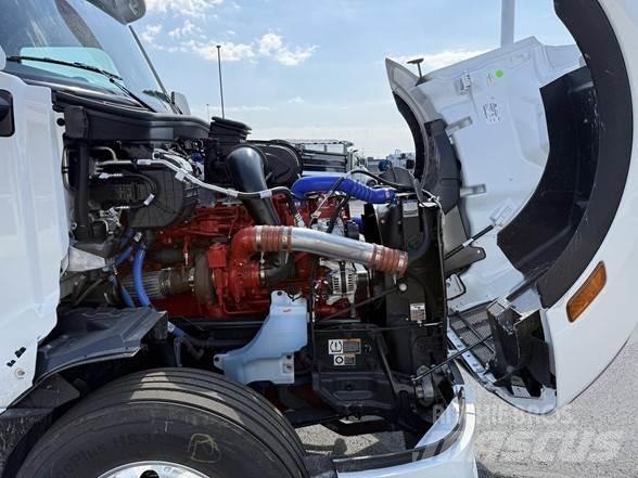 Peterbilt 579 Prime Movers