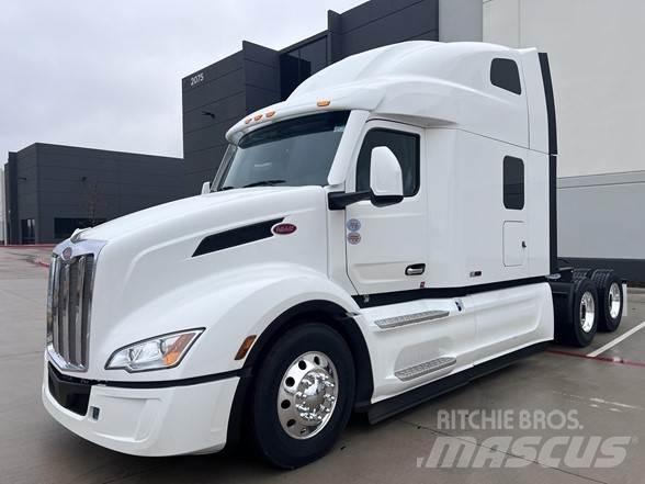 Peterbilt 579 Prime Movers
