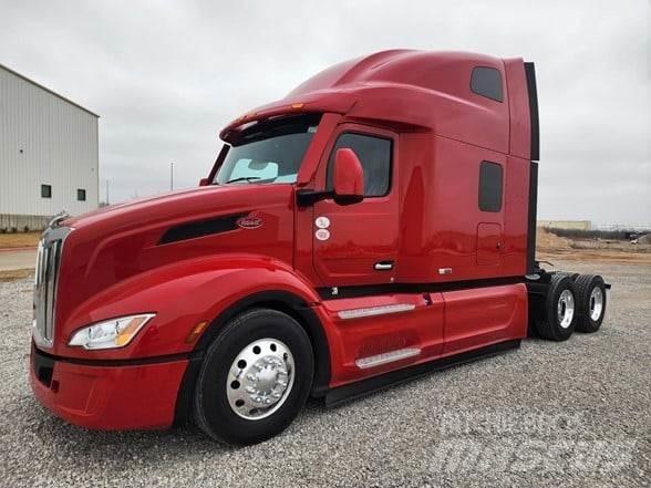 Peterbilt 579 Prime Movers