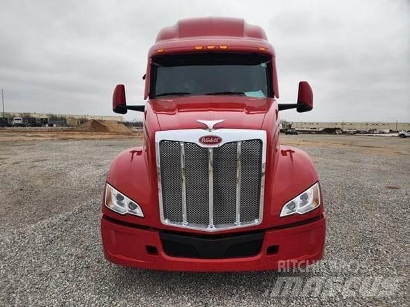 Peterbilt 579 Prime Movers