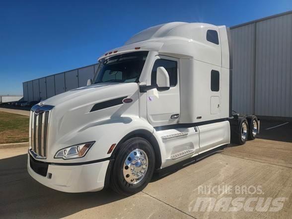 Peterbilt 579 Prime Movers