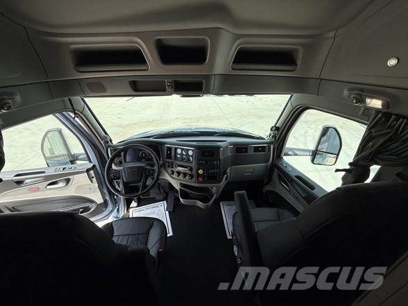 Peterbilt 579 Prime Movers