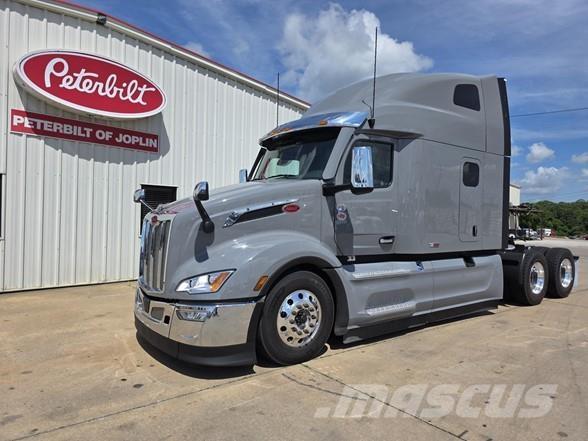 Peterbilt 579 Prime Movers