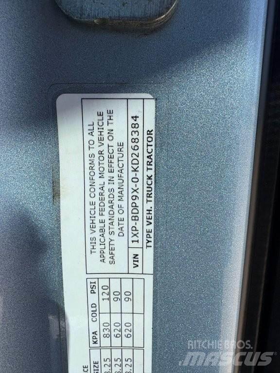 Peterbilt 579 Prime Movers