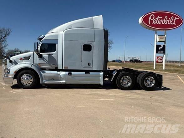 Peterbilt 579 Prime Movers