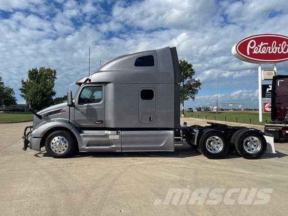 Peterbilt 579 Prime Movers