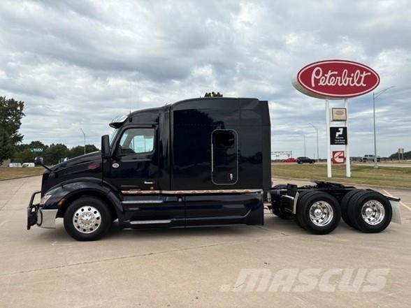 Peterbilt 579 Prime Movers