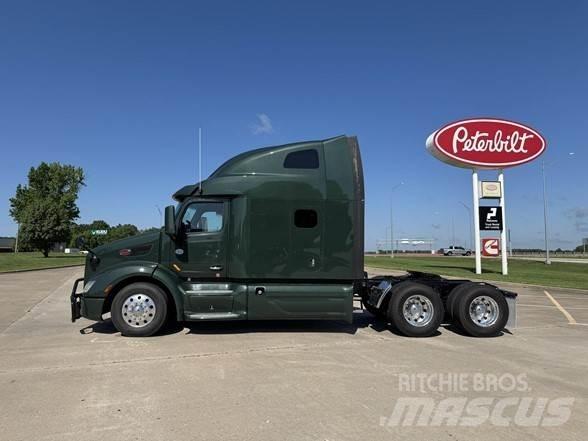 Peterbilt 579 Prime Movers