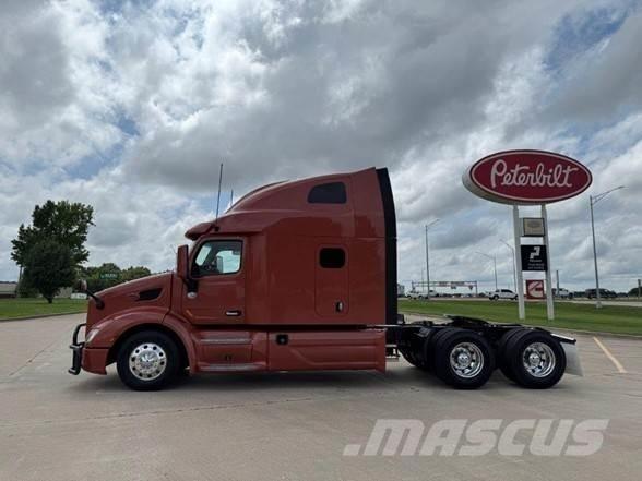 Peterbilt 579 Prime Movers