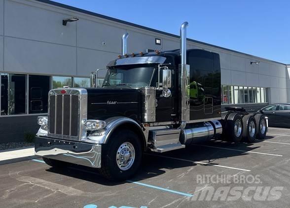 Peterbilt 589 Prime Movers