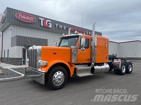 Peterbilt 589 Prime Movers