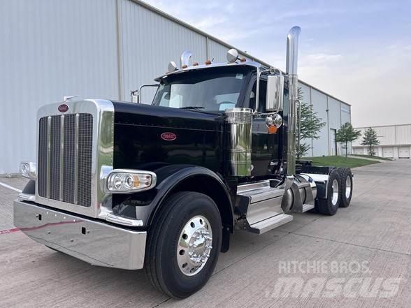 Peterbilt 589 Prime Movers