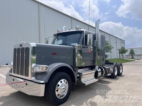 Peterbilt 589 Prime Movers