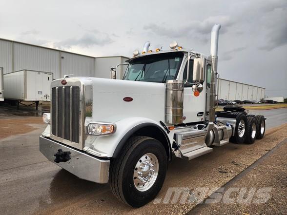Peterbilt 589 Prime Movers