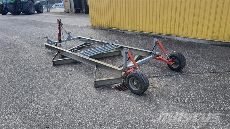  - - - Vejhøvl Farm machinery