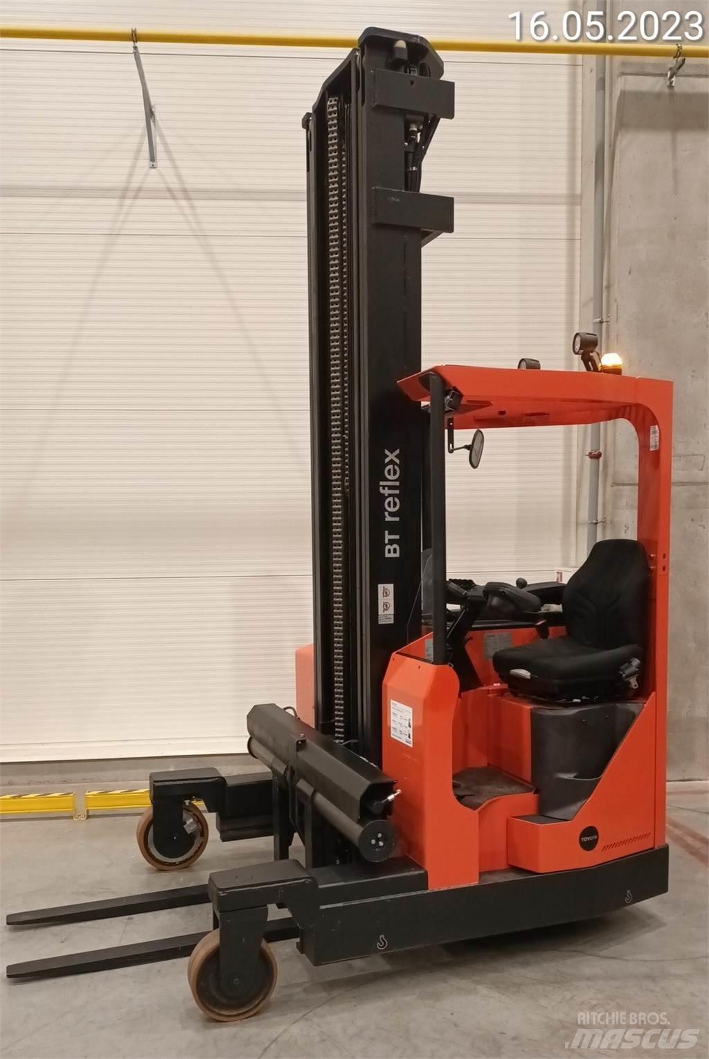 BT FRE270 Reach truck