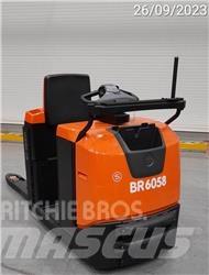 BT OSE250 Low lift order picker