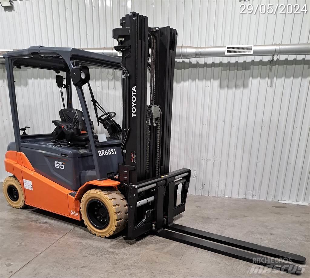 Toyota 8FBMT50 Electric forklift trucks