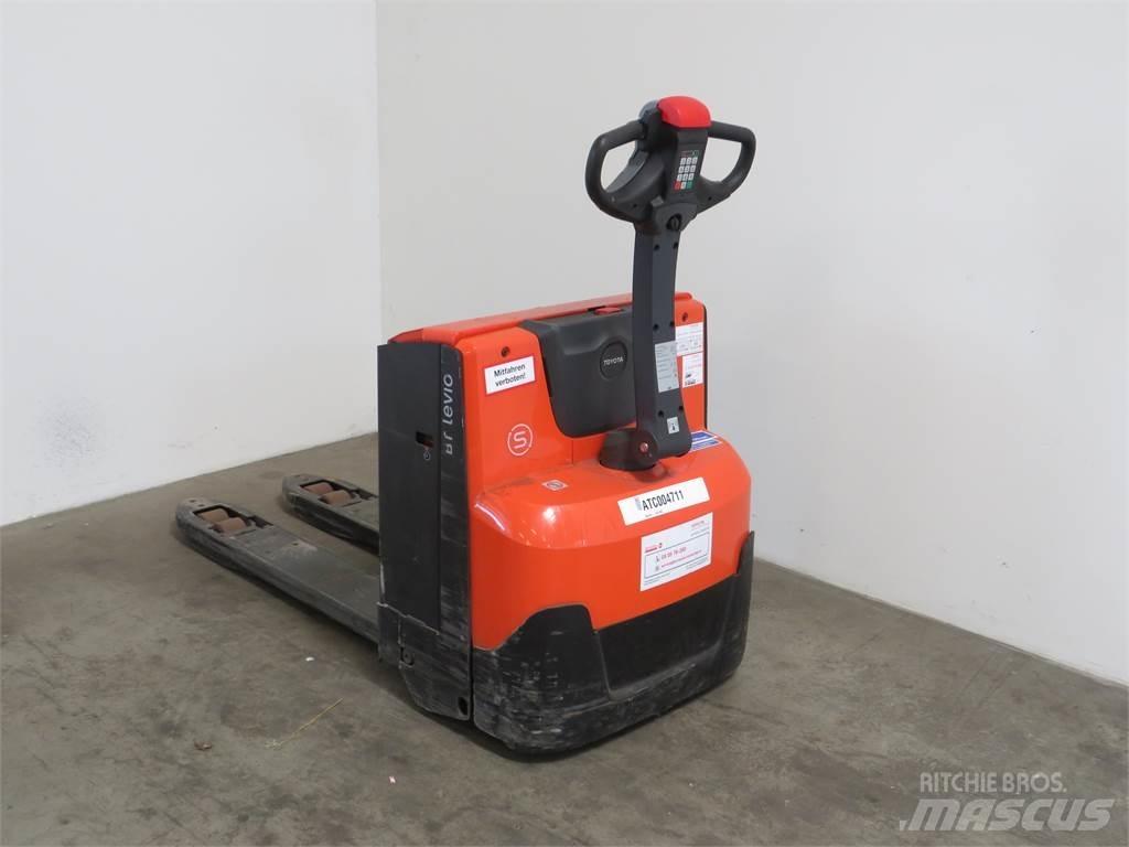 Toyota LWE180 Hand pallet truck