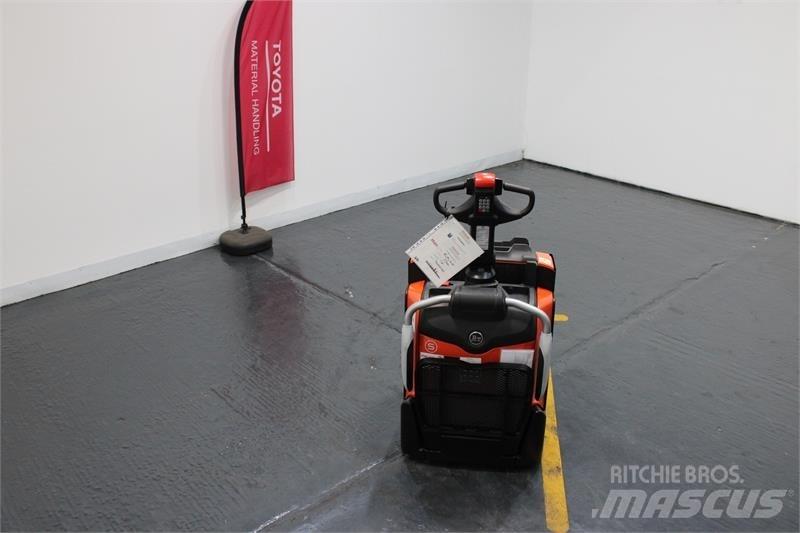 BT LPE200 Low lift with platform