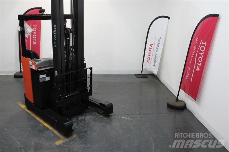 BT RRE160B Reach truck