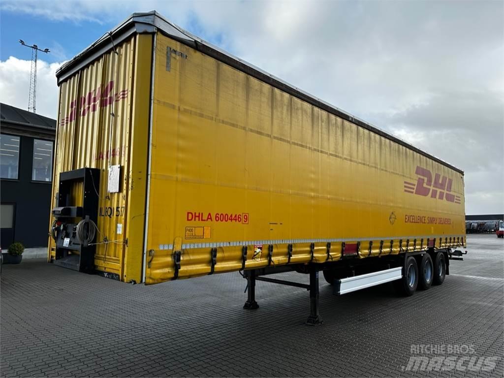 Kässbohrer , Curtain sider semi-trailers