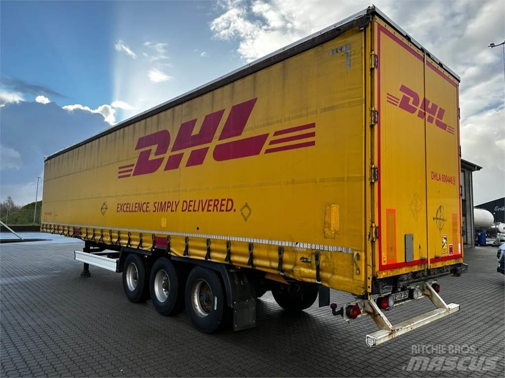 Kässbohrer , Curtain sider semi-trailers