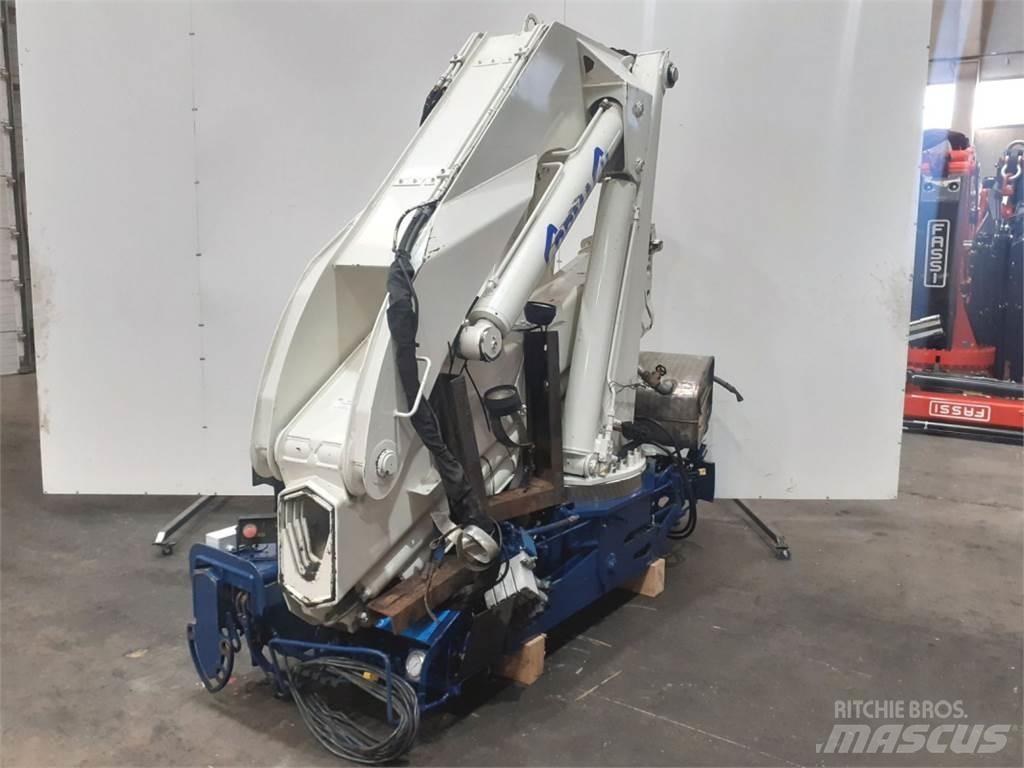 Cormach 28000 E4 Loader cranes
