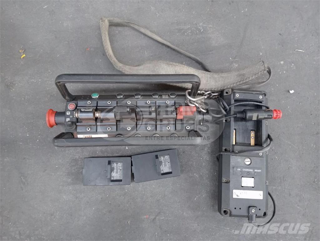 Hiab 166 E-5 HIPRO Loader cranes