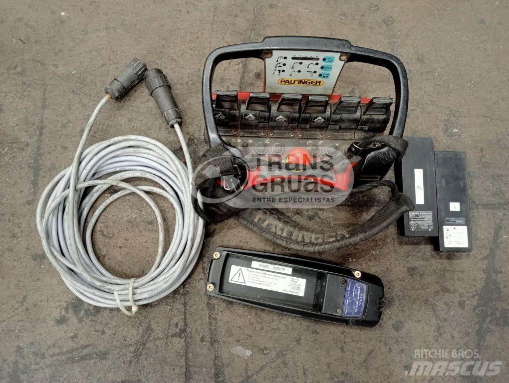 Palfinger PK42502 Loader cranes