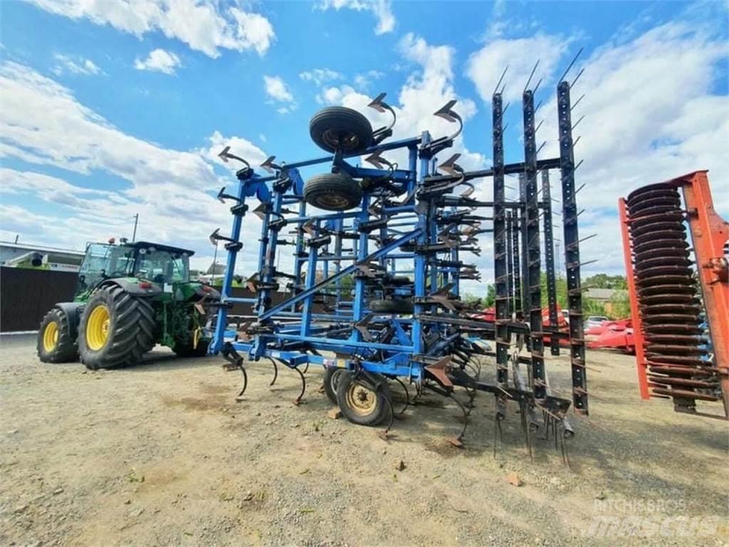 DMI  Row crop cultivators