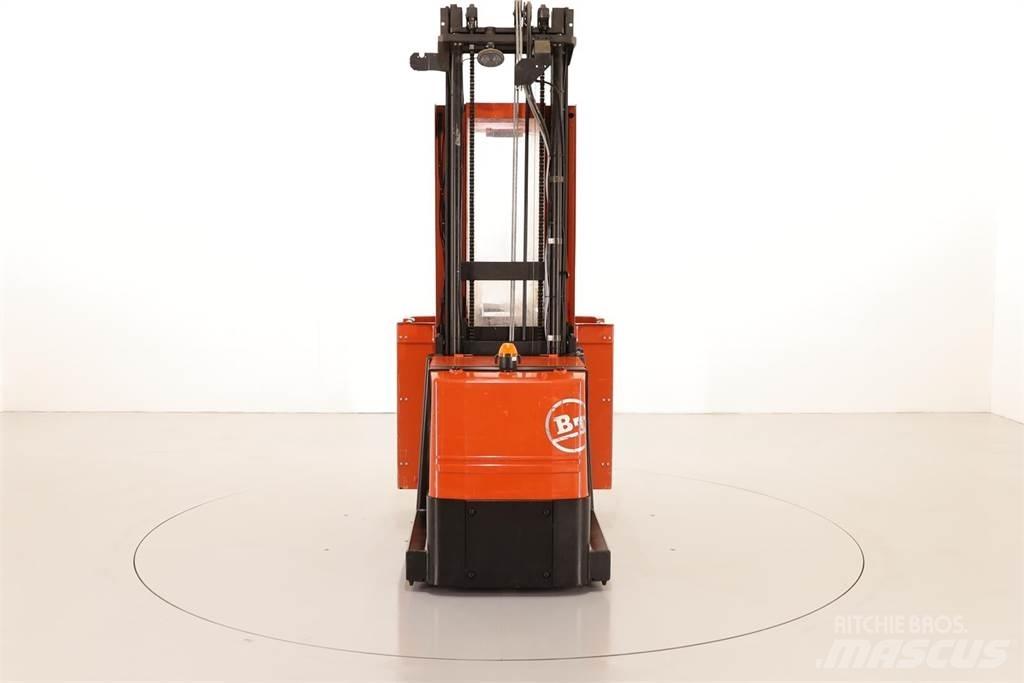 BT OM Medium lift order picker