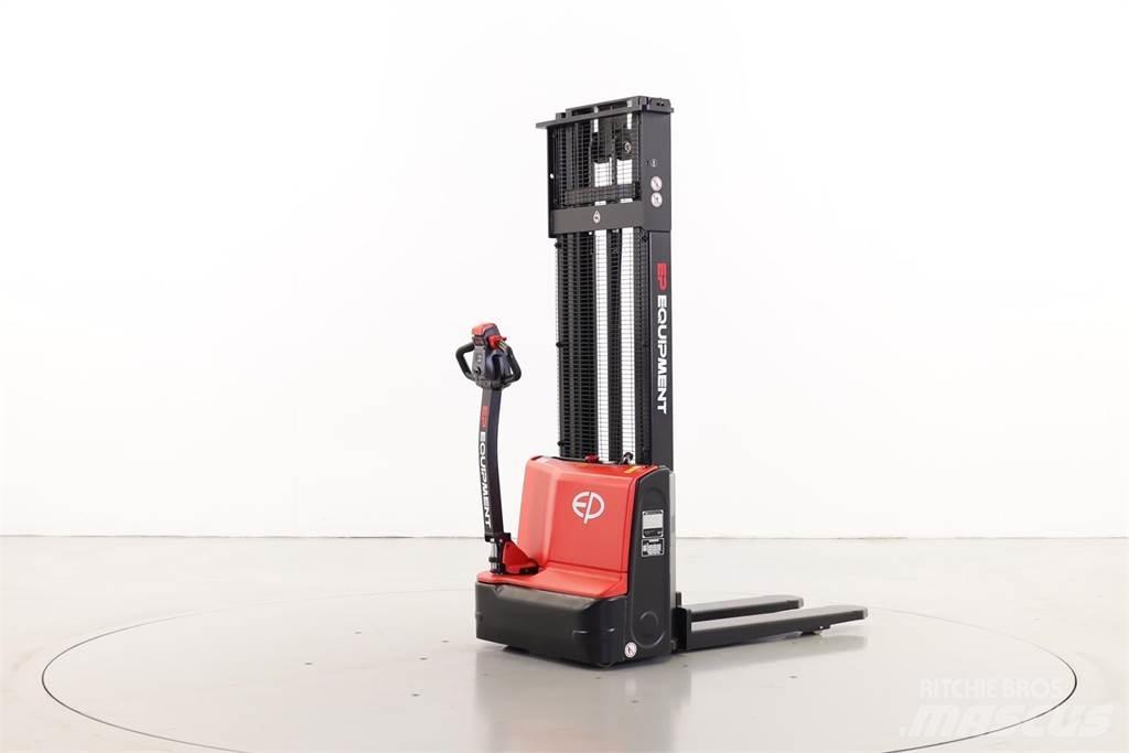 EP DS3 Pedestrian stacker