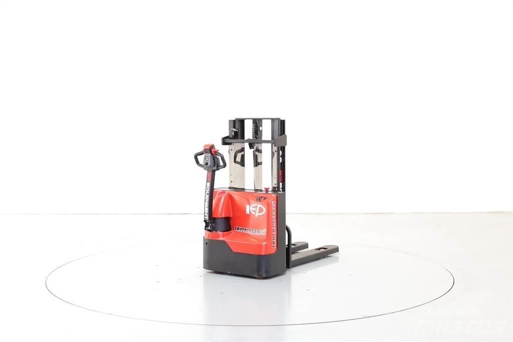 EP ES15-15ES Pedestrian stacker