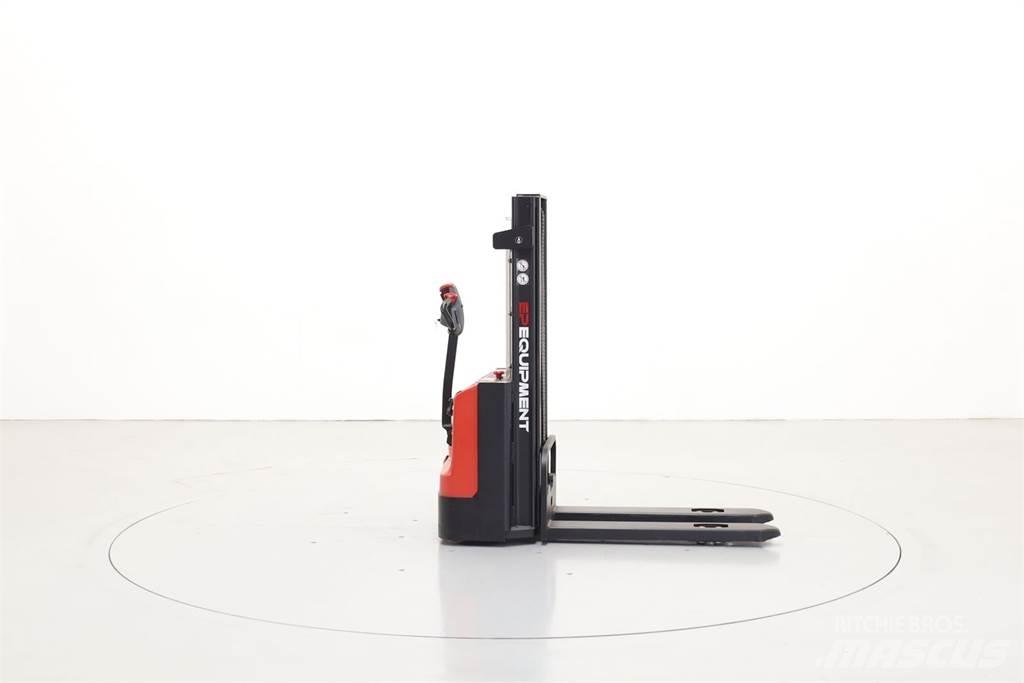 EP ES15-15ES Pedestrian stacker
