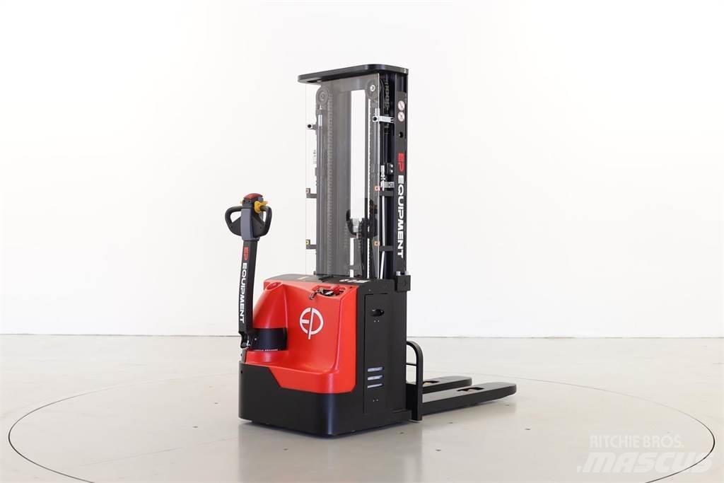 EP ES20-WA Pedestrian stacker