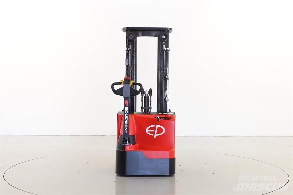 EP ES20-WA Pedestrian stacker