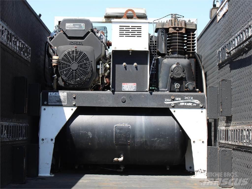 Ford F-550 Municipal / general purpose vehicles