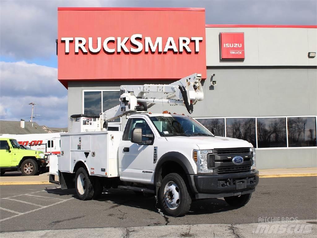 Ford F550 Truck mounted platforms