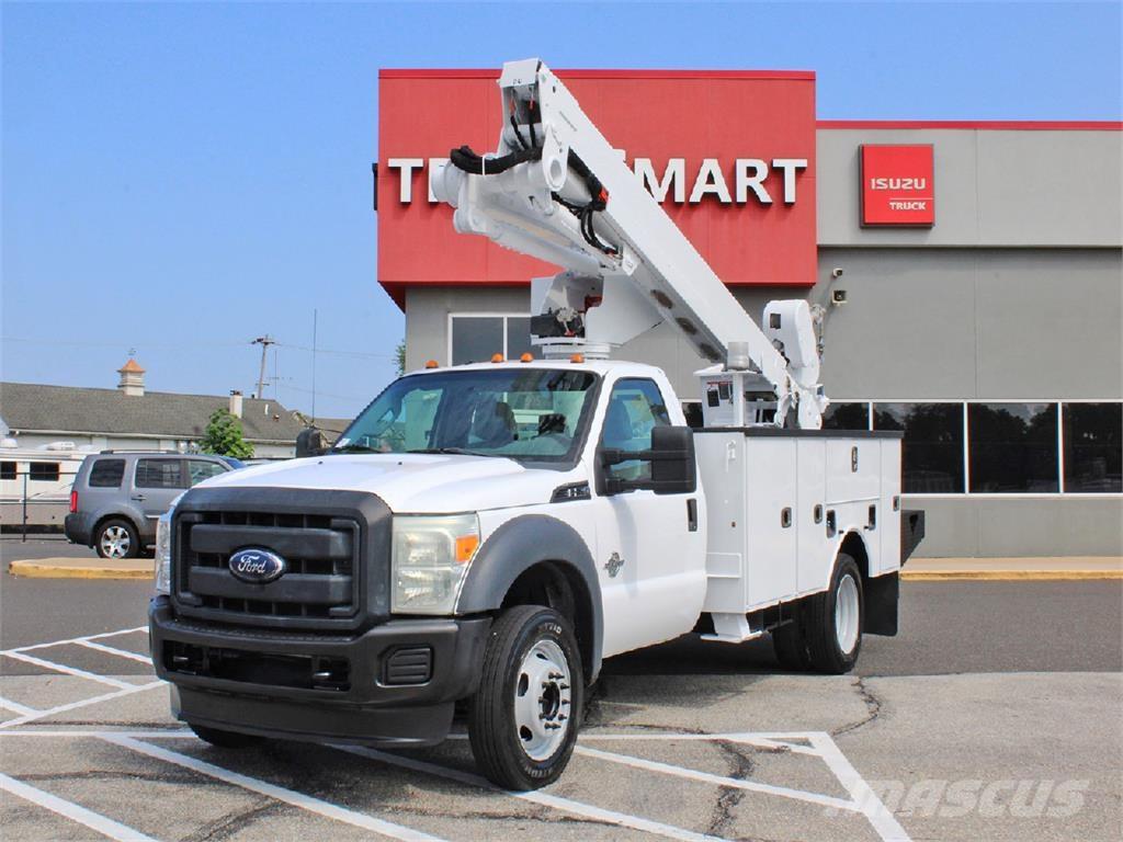 Ford F550 Truck mounted platforms