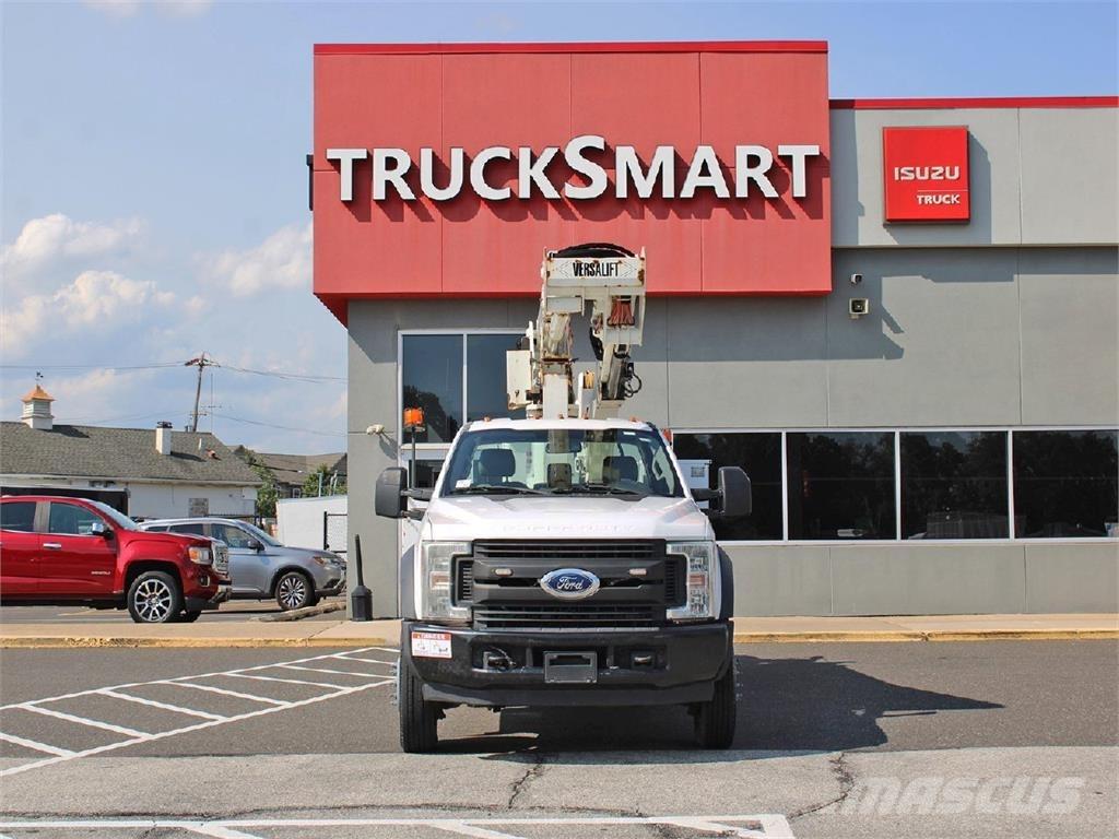 Ford F550 Truck mounted platforms