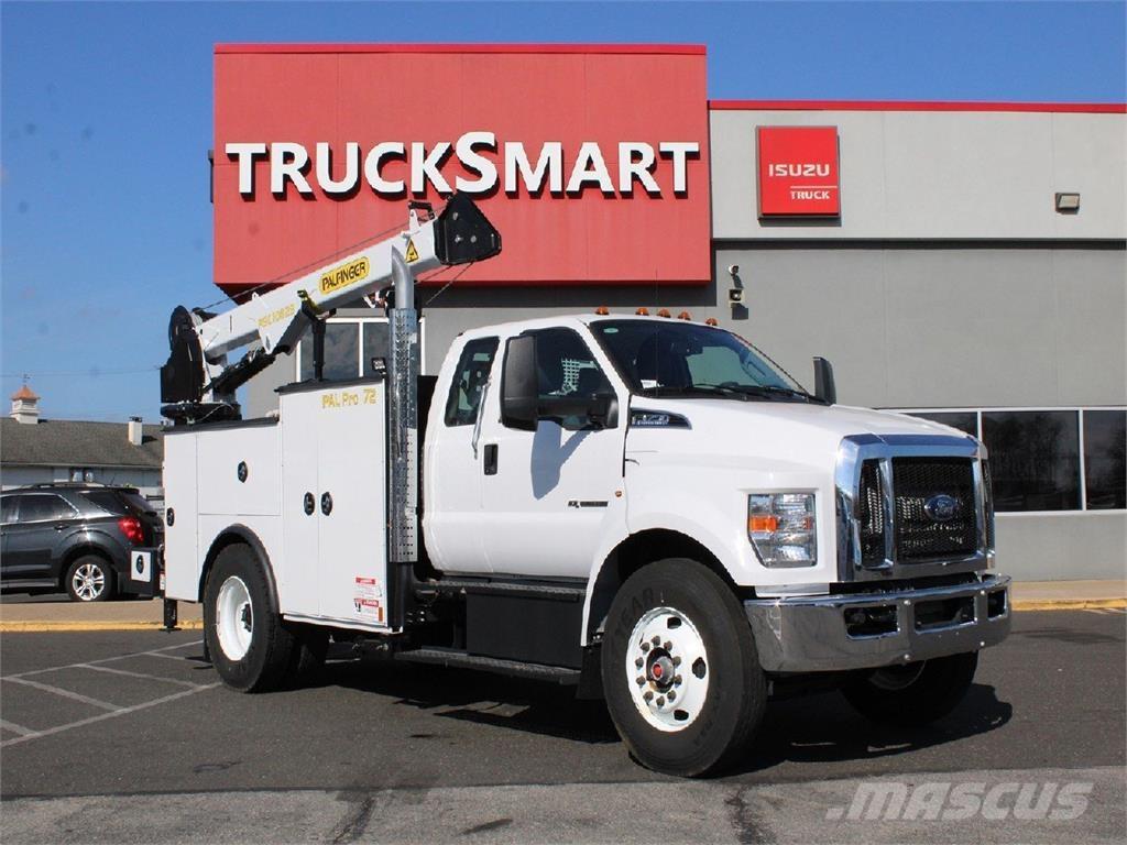 Ford F750 Municipal / general purpose vehicles