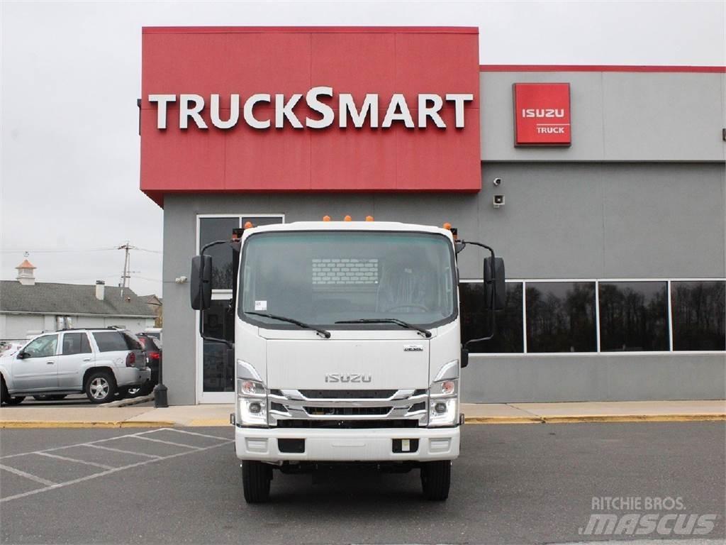 Isuzu NRR Flatbed / Dropside trucks