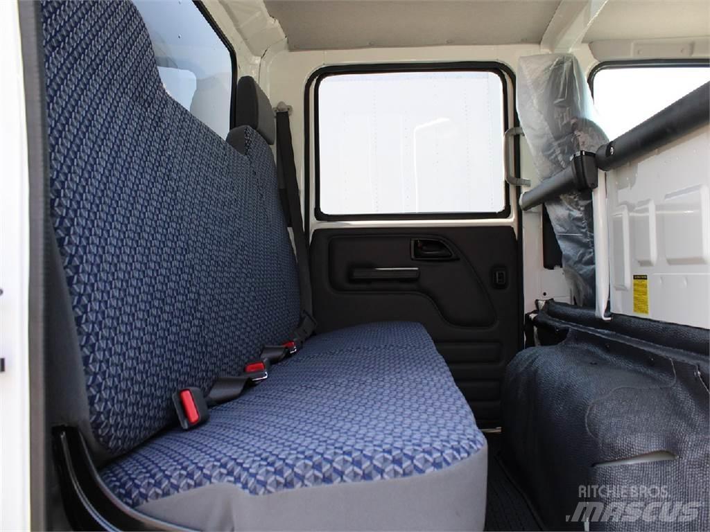 Isuzu NRR Box trucks