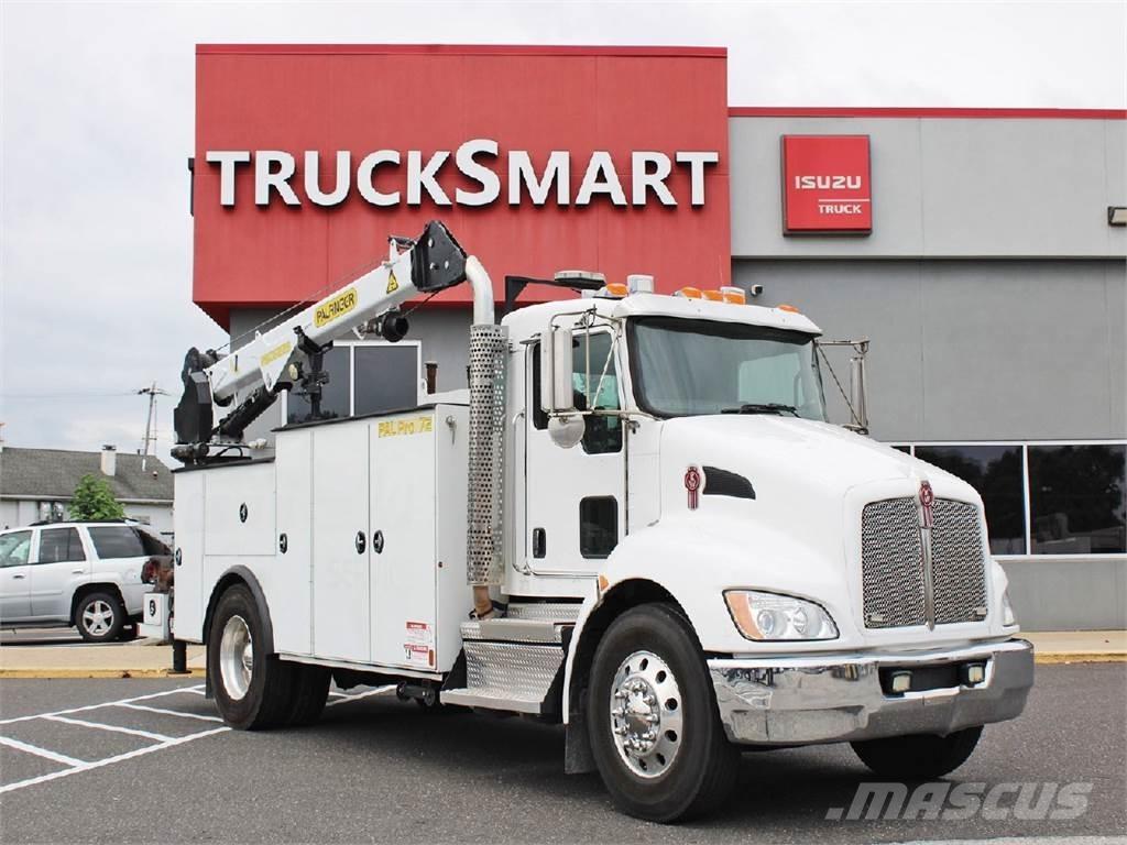 Kenworth T370 Truck mounted cranes