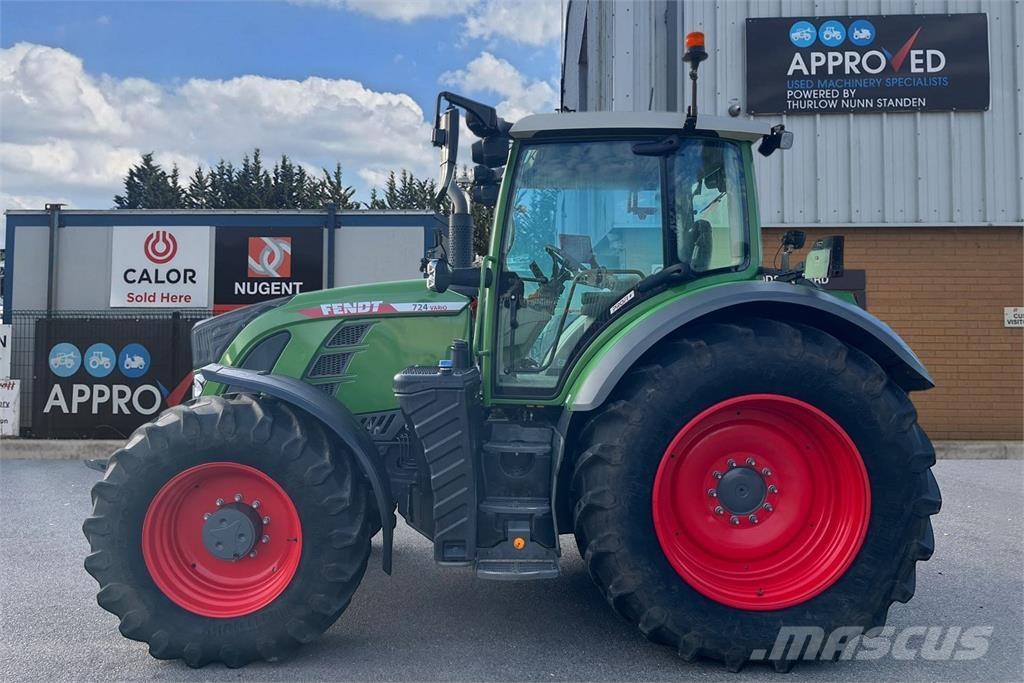 Fendt 724 Tractors