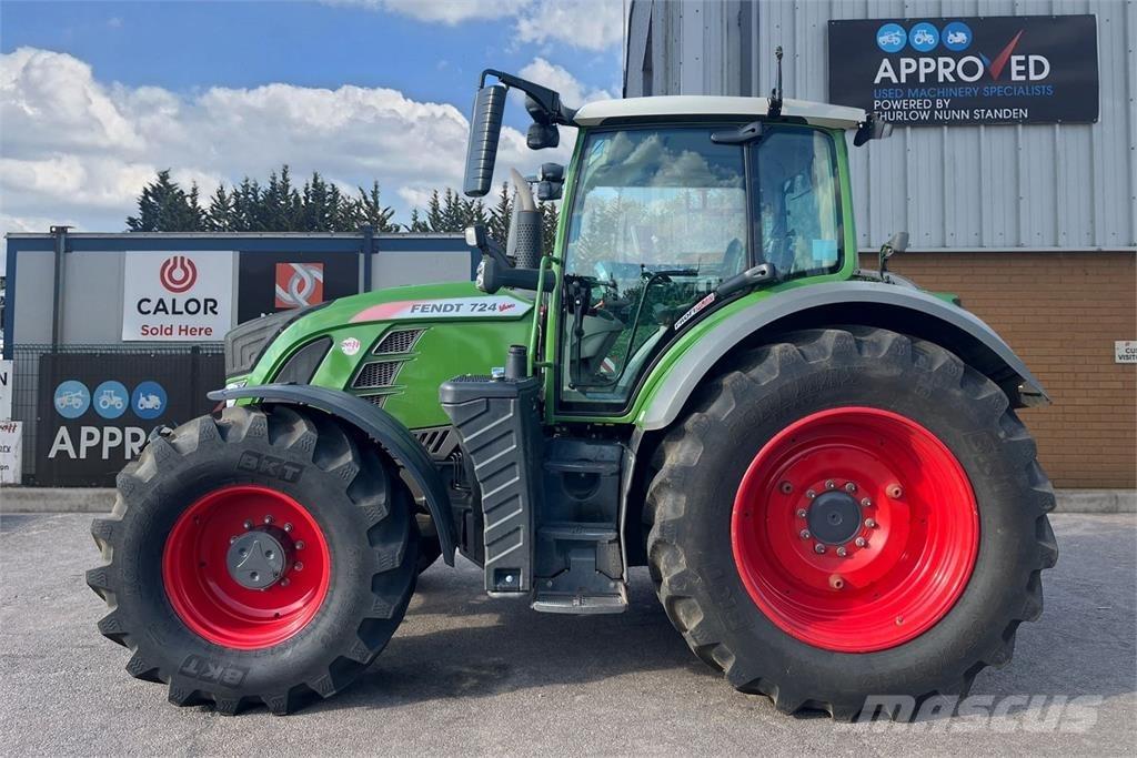 Fendt 724 Tractors