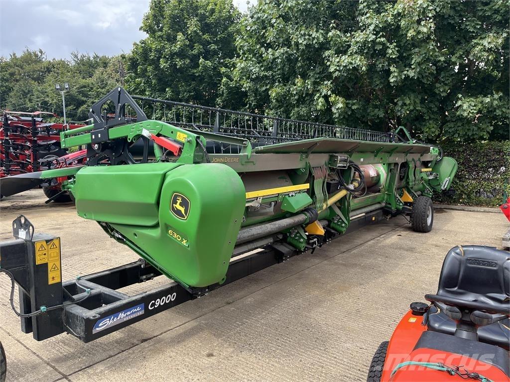 John Deere T670I Combine harvesters