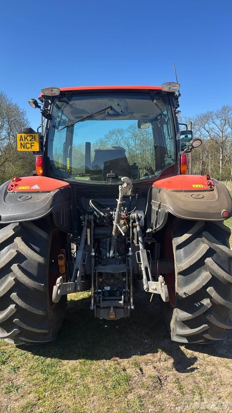 Kubota M105 GX Farm machinery